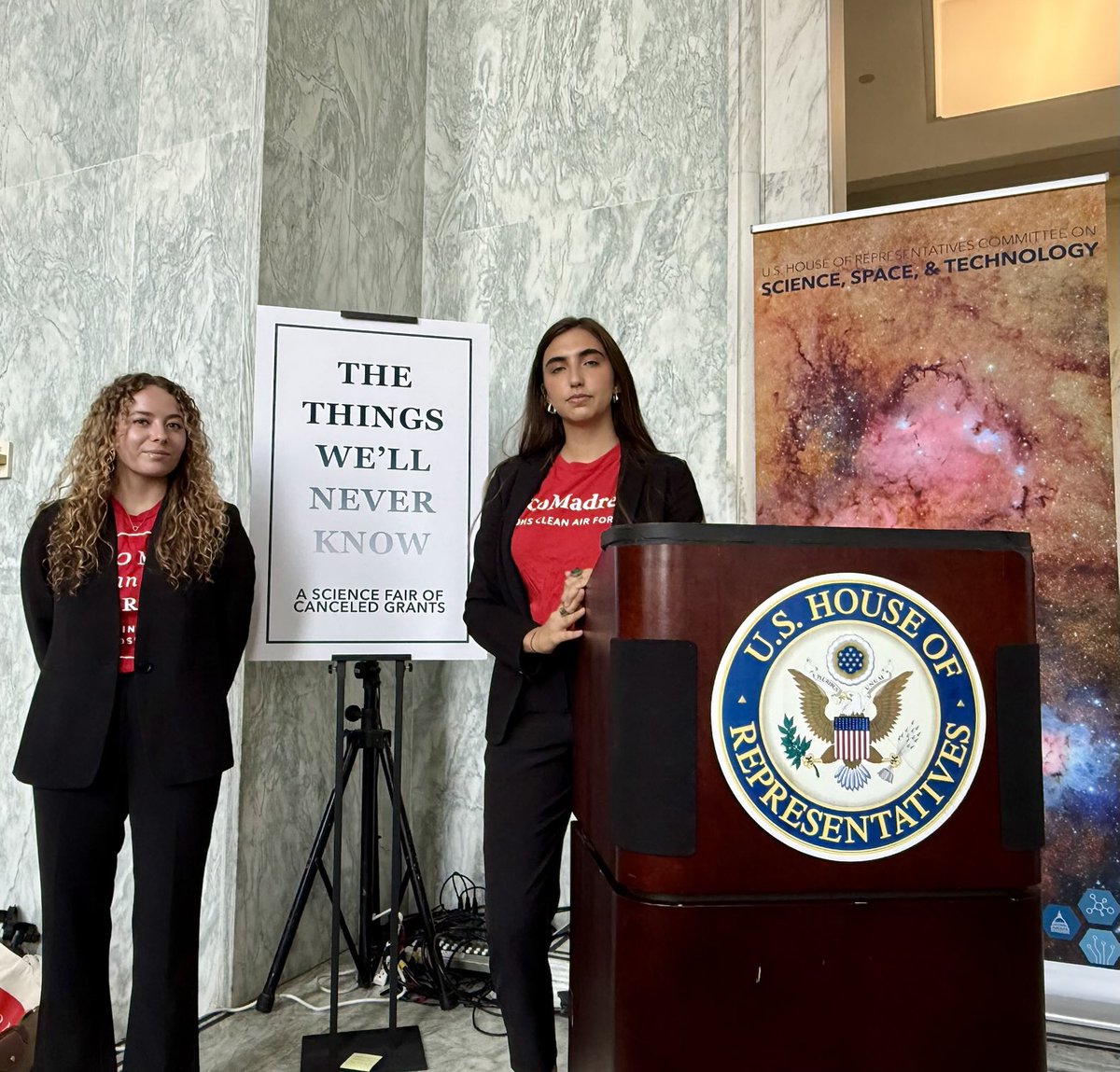 Moms and ⁦<a href="/ecomadres_/">EcoMadres</a>⁩ are at ⁦<a href="/sciencedems/">Science Committee Democrats</a>⁩’ event, “The Things We’ll Never Know: A Science Fair of Canceled Grants” to learn from scientists about what we stand to lose when science is cast aside. #StandUpForScience