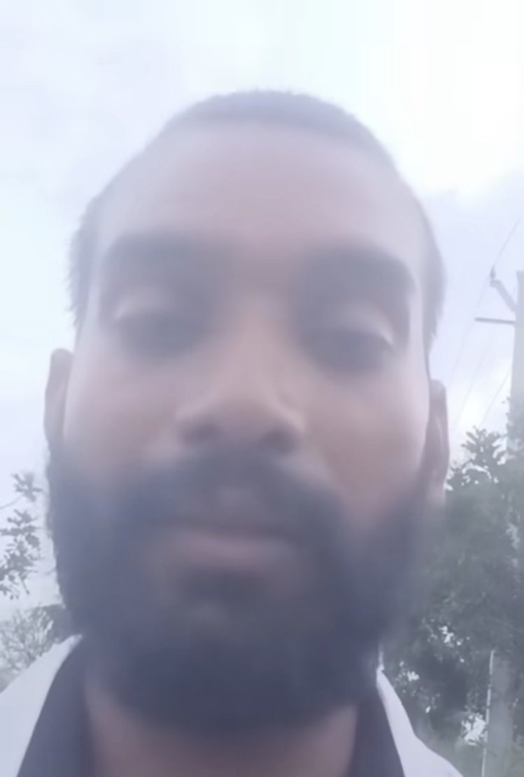 नासिर और जुनेद के मर्डर के आरोपी  गौ रक्षक लोकेश सिंगला ने ट्रेन के नीचे लेट कर आत्महत्या कर ली।
#Haryana #Rajasthan #Mewat