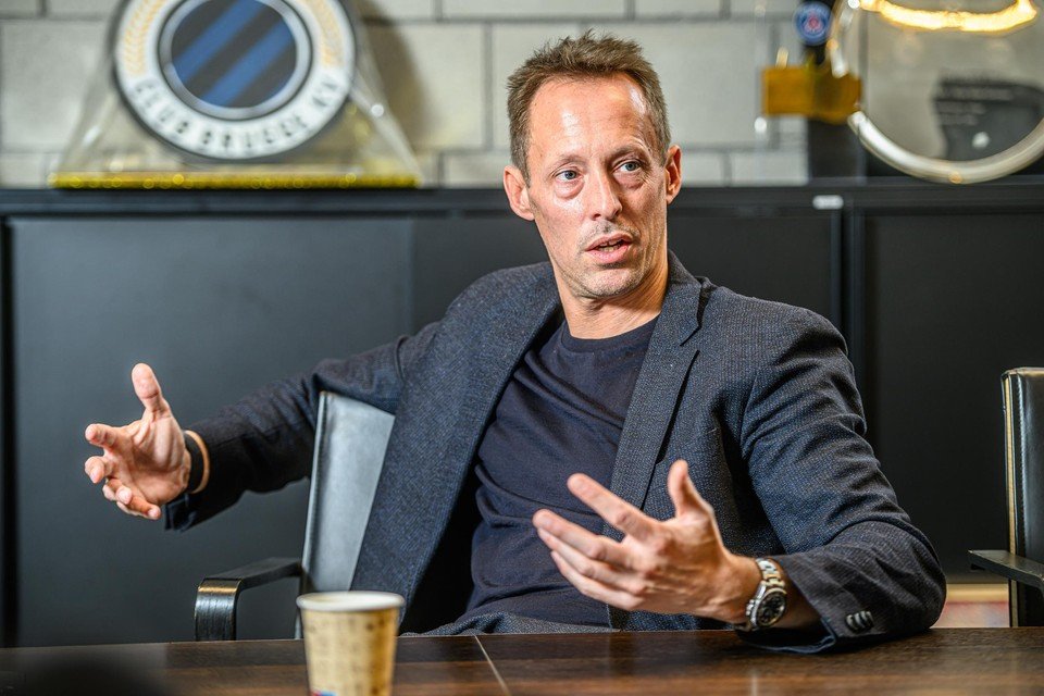 - أشغلتنا ترا وافق على بيع ياشاري بدي انزل الفيديو قبل ما يعفن بمسودة القناة قبّح الله وجهك