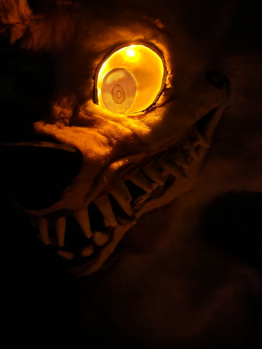 *radio static intensifies*

#Fursuit comm WIP for <a href="/manglescovee/">Mangle</a>!