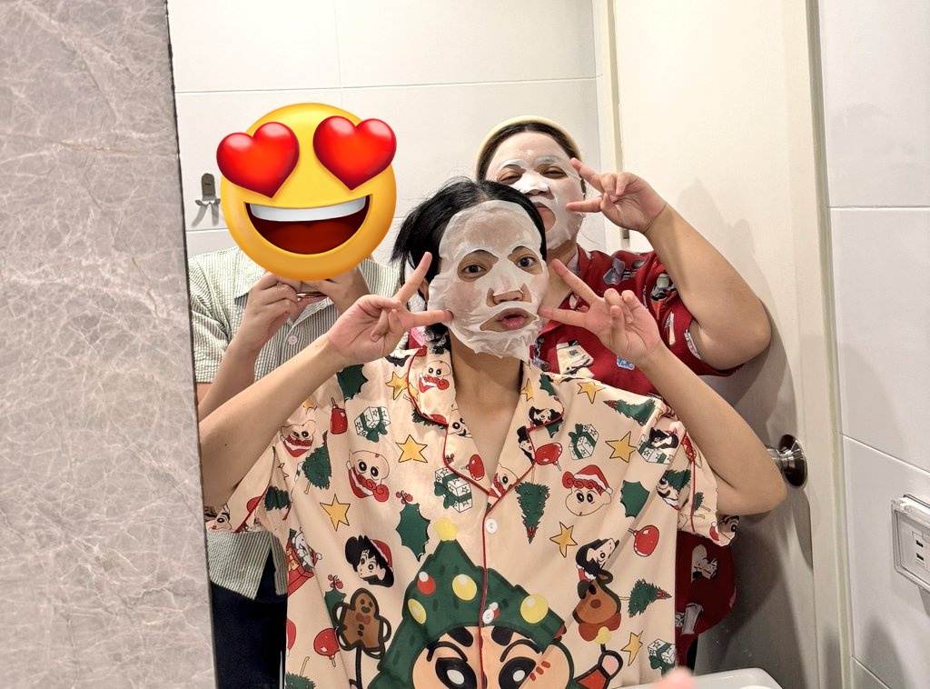 SPimsawan's tweet photo. จอสระอึ้ง ดอสระอี !!!!
" BANOBAGI " ตัวช่วยวัยรุ่นออฟฟิศสุดๆ เราเลือกเป็น DX Mask 2 in 1 ในซองเดียวเลยค่า มีทั้ง Sheet Mask และ Sleeping Mask โซจึ้งจ้า นอนได้ พน.ทำงานต่อ !! ฟิรรเกินคุรพรี่ 🙌
#BANOBAGI #BanobagiLoveAtFirstFlight #DaouOffroadLoveAtFirstFlight #FlyingWithOUROAD https://t.co/tltRARcKgL