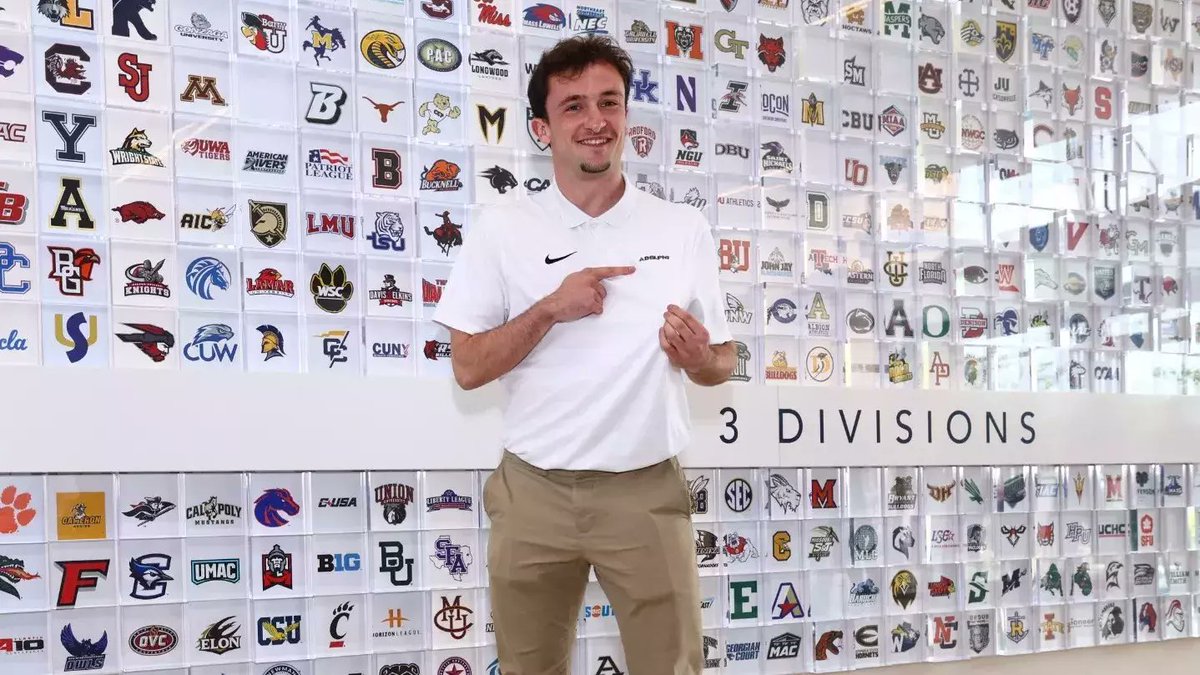 AdelphiWSB's tweet image. Pablo Ablanedo, a student-athlete from Spain on Adelphi Men’s Soccer and a Business Analytics grad student, represented @AdelphiU at the NCAA Career in Sports Forum.
He’s now focused on helping others transition beyond the game. Learn more here: aupanthers.com/news/2025/6/17…
