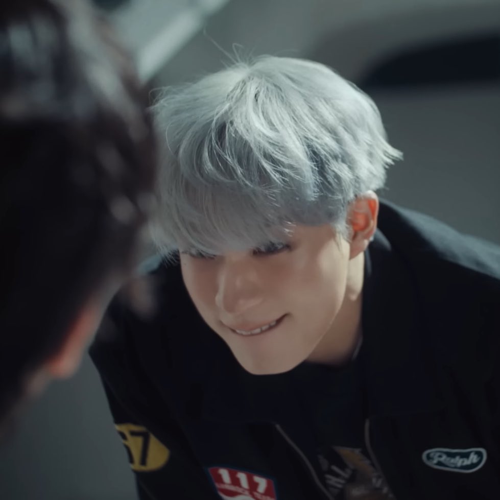 ขอโทษ
…
งอนปะเนี่ย ขอดูหน้าหน่อยครับ
…
เร็ว ไหนตาแป๋ว
ไปไกลๆ เลย