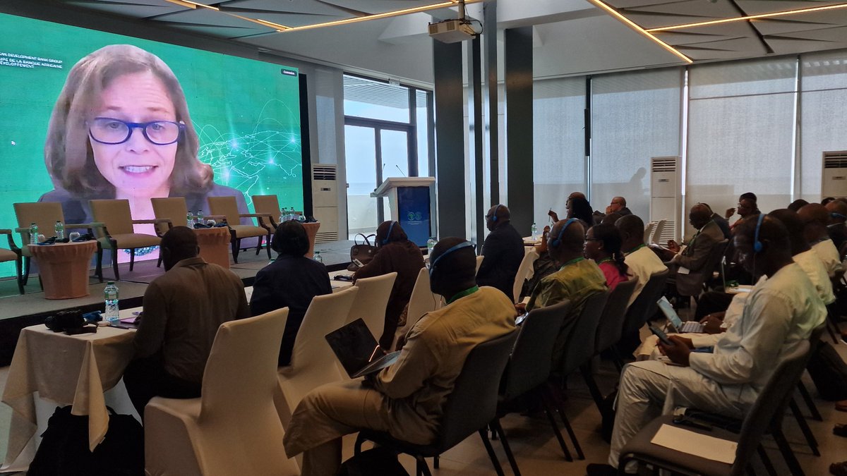 AWFbroadcast's tweet image. "Our goal is productive and effective #water resources management across...agriculture, energy production & human consumption," said @beth_dunford, @AfDB_Group VP for Agriculture, Human & Social Dev. during opening remarks at the Bank's Water-Energy-Food Nexus workshop in #Dakar.
