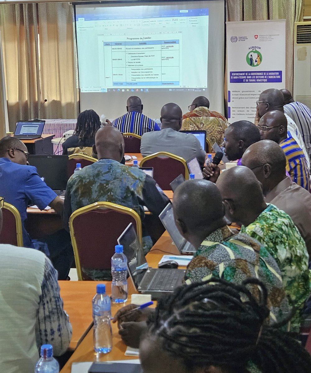 OITAbidjan's tweet image. #OITBurkinaFaso
Grâce à l'accompagnement de @OITAbidjan et à l'appui de l'#UE🇪🇺 et de la🇨🇭Suisse,
le #BurkinaFaso franchit une étape clé vers une migration de main-d’œuvre mieux gouvernée.
Vers la validation de sa #SNMMO 2025-2029
#AGRIDOM #FMM #JusticeSociale @DiopNdeyeCoumba