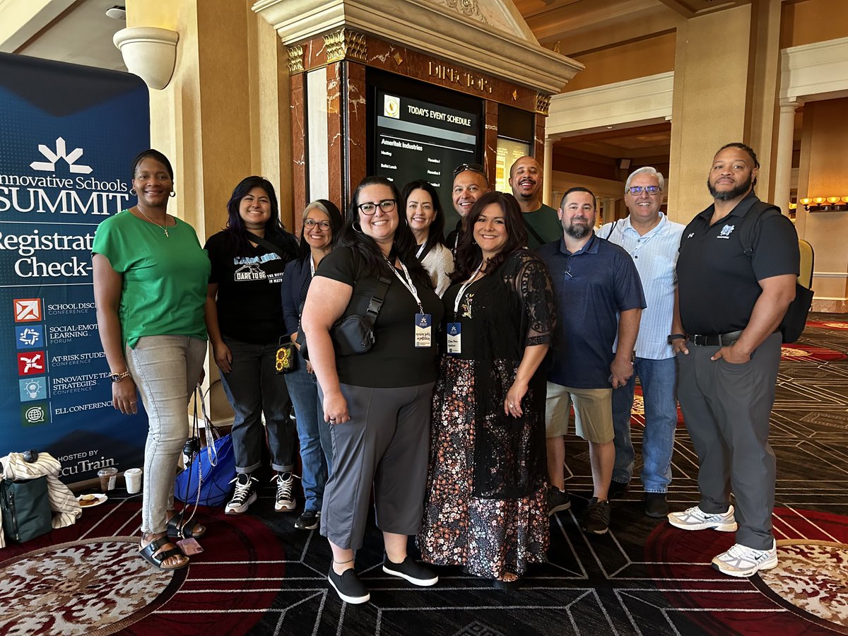 Excited to have a team of stellar Educators-Cavaliers attending the Innovative Schools Summit ⁦<a href="/AccuTrainK12/">AccuTrain</a>⁩ #innovativeschoolssummit