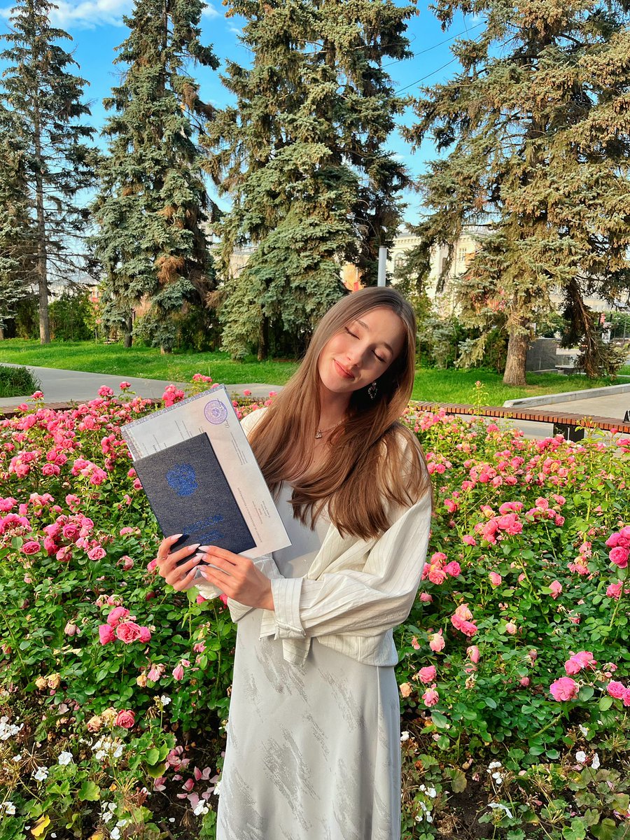 diodoraaa tweet media