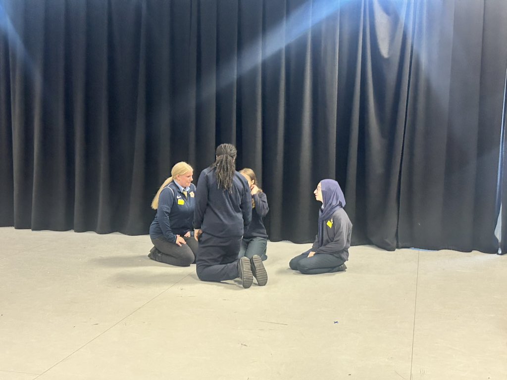 Haringey6thForm's tweet image. Fantastic to welcome the entire @gcs_pe Year 10 cohort to our #TeamHaringey6 Taster Day! 👏 We hope you enjoyed exploring the wide range of subjects and getting a feel for life at #H6.
Thanks for coming – we loved having you! #FutureStudents #H6Experience #MoreThanACollege