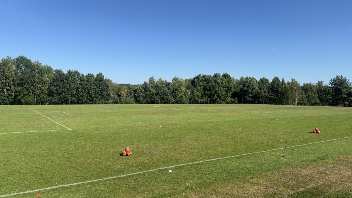 FC Stratford (@fcstratford) on Twitter photo γ πππππππ γWe have arrived here at the Cryfield pavilion at <a href="/warwickuni/">University of Warwick</a> for our first pre-season friendly.
#UpTheFCBears γ πππππππ γWe have arrived here at the Cryfield pavilion at <a href="/warwickuni/">University of Warwick</a> for our first pre-season friendly.
#UpTheFCBears