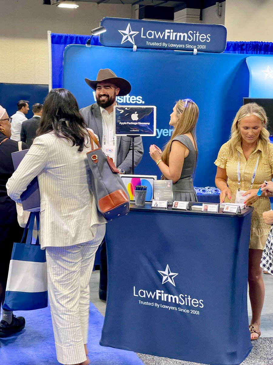 themarketcrest's tweet image. Front row’s where it’s at! Soaked in all the knowledge that was shared at AILA this past month.

Pro tip: A polished setup builds trust before the pitch even starts. Booth presence is your first impression.

#MarketingInAction #ImmigrationMarketing #ConferenceSetup #MarketingTips