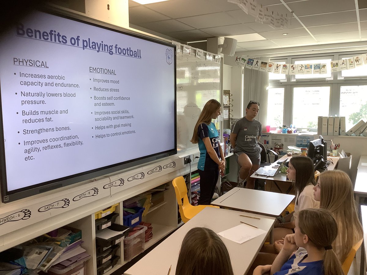 MrsPriceIHS's tweet photo. Our girls at IHS were extremely inspired by the visit from members of Cardiff City Football Club. There are so many job opportunities within sport and the benefits are endless! @IslwynHigh https://t.co/3QclbFB69j