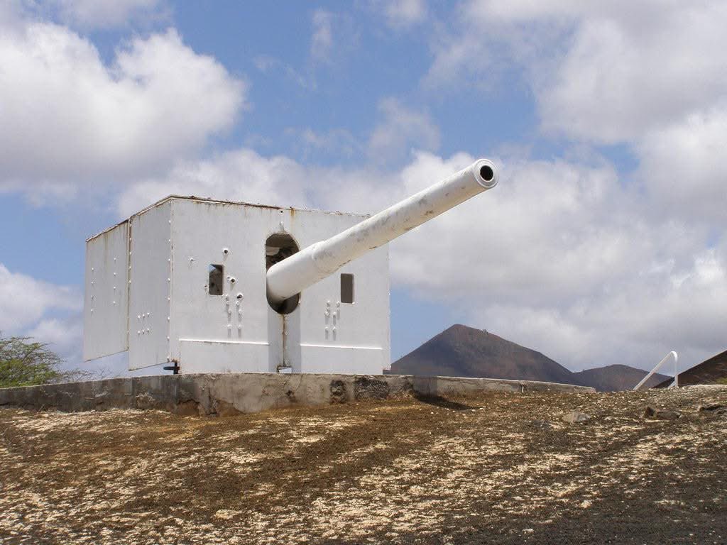 Remnants of the mighty HMS Hood - One of her 5.5 inch secondary guns now at Fort Bedford in Ascension Island in the South Atlantic. Originally, Hood's secondary armaments consisted of twelve BL 5.5-inch Mk I guns. These were eventually removed and replaced with twin 4 inch