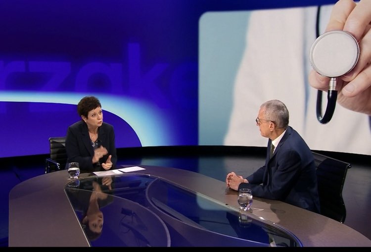De Specialist (@specialistkrant) on Twitter photo Vandenbroucke weigert debat met artsensyndicaten in Terzake - despecialist.eu/nl/nieuws/bero… <a href="/bvastweets/">BVAS-ABSyM</a> <a href="/ASGB_KARTEL/">ASGB</a> <a href="/GevaertThomas/">Thomas Gevaert</a> <a href="/BLANCKAERTJoha1/">BLANCKAERT Johan</a> <a href="/DeClercqLuc/">De Clercq Luc</a> <a href="/daviddesmetmed/">David Desmet De Lavie</a> Vandenbroucke weigert debat met artsensyndicaten in Terzake - despecialist.eu/nl/nieuws/bero… <a href="/bvastweets/">BVAS-ABSyM</a> <a href="/ASGB_KARTEL/">ASGB</a> <a href="/GevaertThomas/">Thomas Gevaert</a> <a href="/BLANCKAERTJoha1/">BLANCKAERT Johan</a> <a href="/DeClercqLuc/">De Clercq Luc</a> <a href="/daviddesmetmed/">David Desmet De Lavie</a>