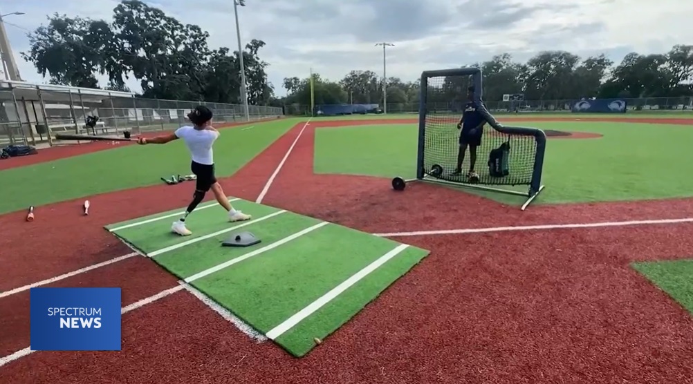 ShrinersFlorida's tweet image. Have you seen the newest coverage on @shrinershosp patient, Zavi? 🦿👀 Spectrum @BN9 reporter, Roy De Jesus, recently attended one of his practices to watch him and in action & share the ways Shriners helped him return to the baseball diamond. ⚾️🧢❤️tinyurl.com/ytyuhjus