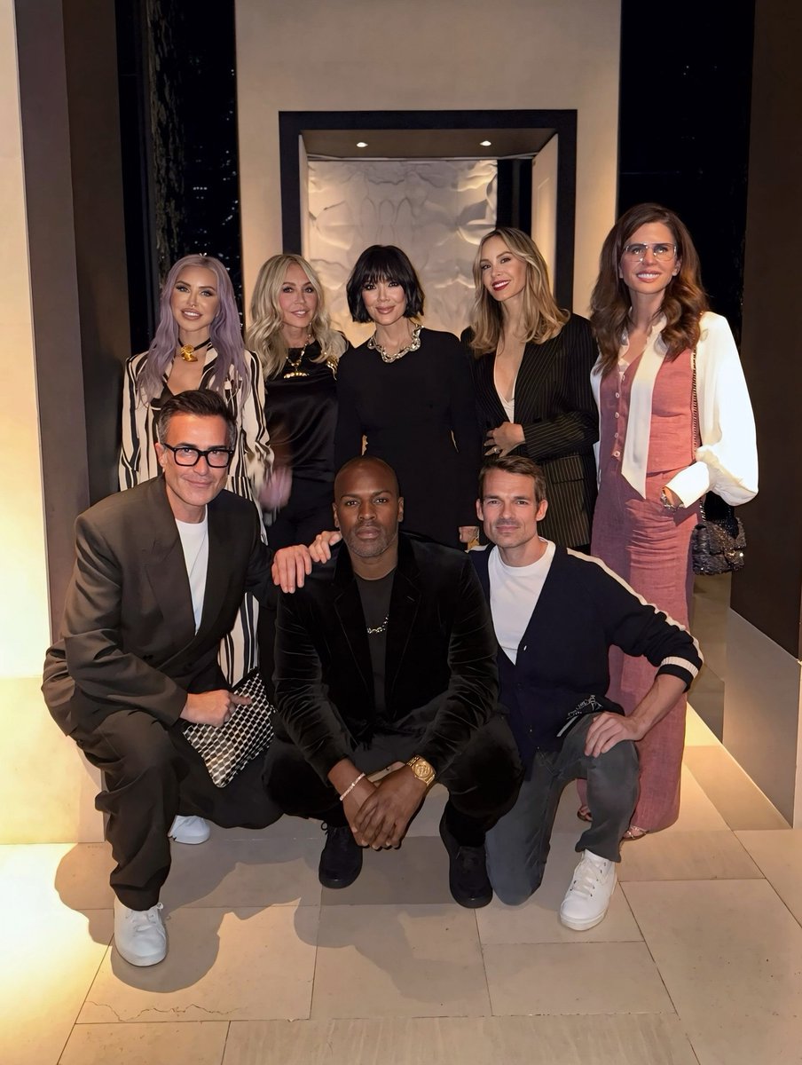 KrisJenner's tweet image. 🇫🇷