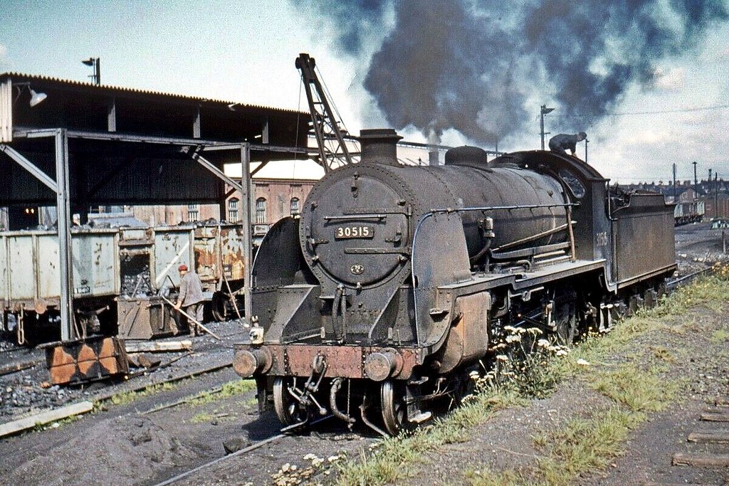 Ex SR ‘S15 Urie Class’ 4-6-0 No.30515 (SR 515) on shed at 71A Eastleigh c1960
📸 unknown