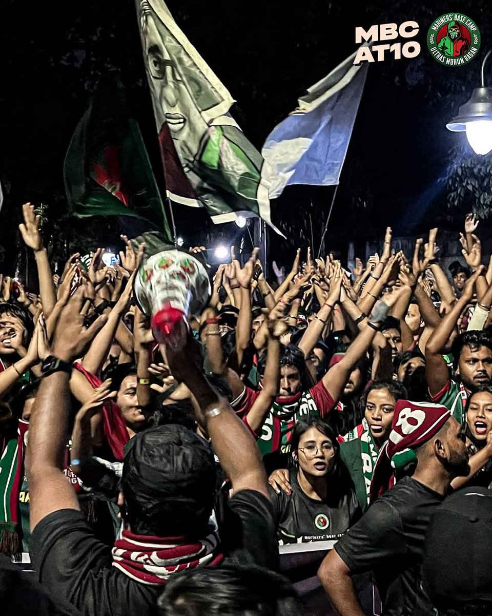 We lit the streets before we lit the stands. 🔥
#MBCat10 #UltrasMohunBagan #MarinersBaseCamp