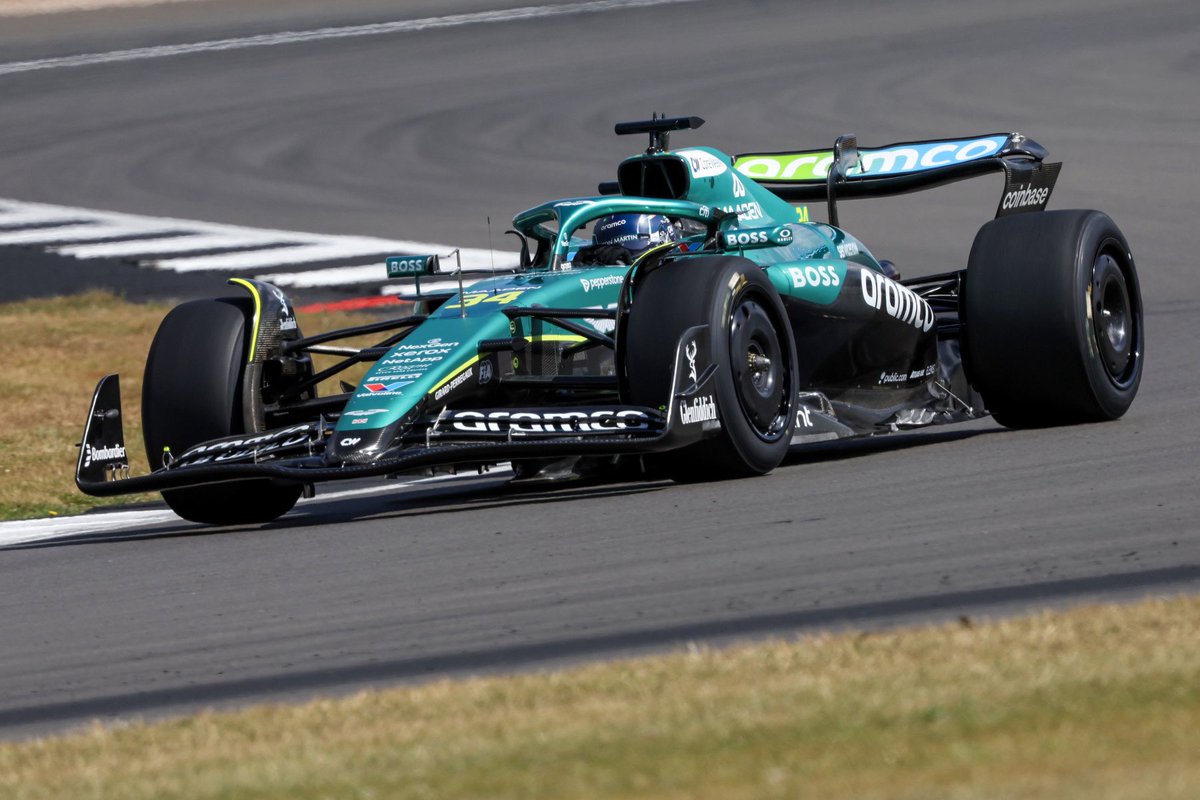 ElReyGuiri's tweet image. 🚨 OFICIAL | Aston Martin y Sauber han estado de test con Pirelli en Silverstone probando los neumáticos de 2026.
Tiempos y vueltas:
🥇 Drugovich - 1:30.119 (112 vueltas)
🥈 Bortoleto - 1:31.341 (110v)