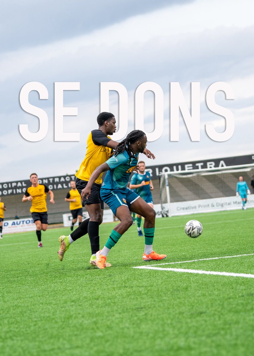 Which colour looks best? 

I can’t decide, fun little game to shoot on Sunday. Kennington vs SE Dons 

#football | #sportsphotographer | #footballphotographer #sedons #ashford