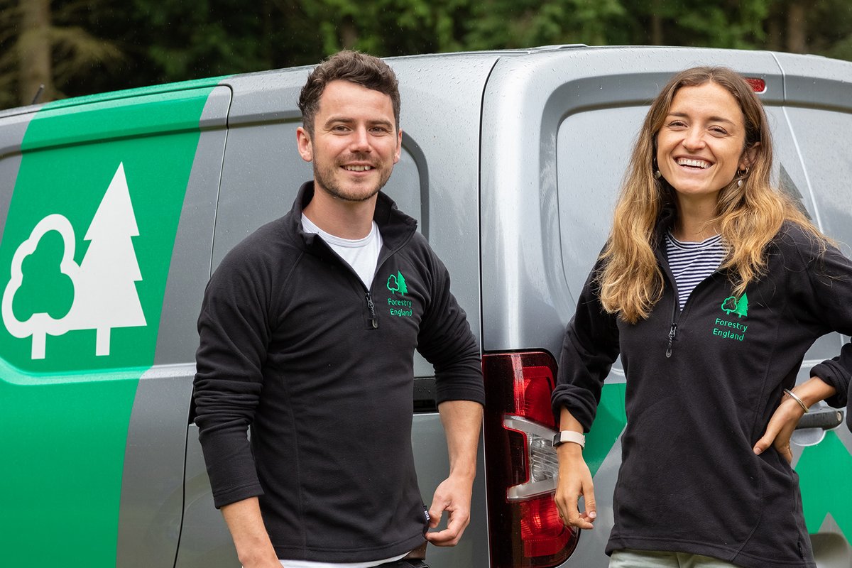 We're looking for an Assistant Ranger to join our New Forest Ranger team. You'll make a real difference to visitors, providing information &amp; advice, &amp; promoting our role in protecting the landscapes &amp; wildlife that live here. Interested?

Find out more 👉 careers.forestryengland.uk/jobs/job/Assis…