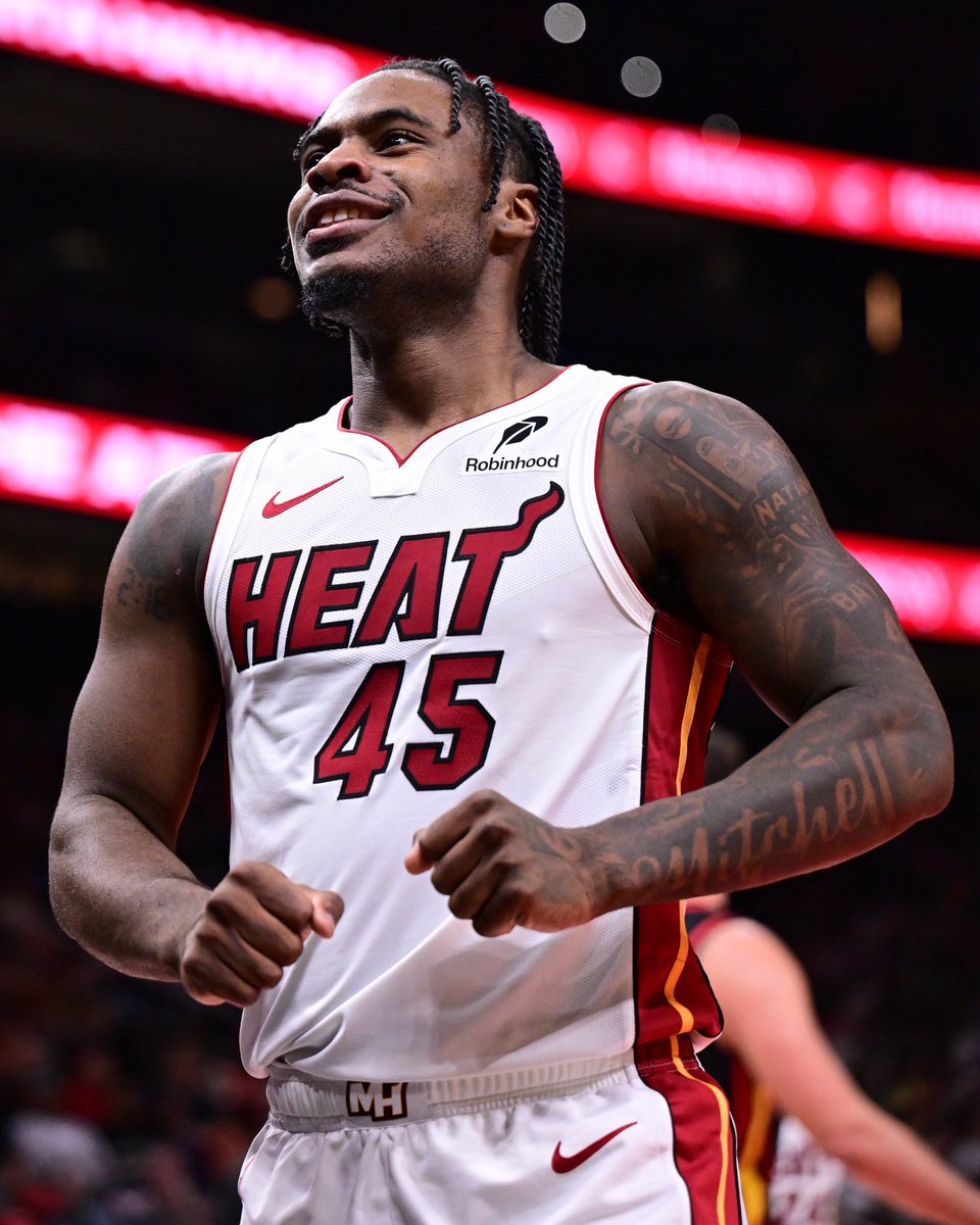 “I just wanted to do what was best for me and my family, obviously. … But I wanted to be here, I wanted to keep playing here, especially because I didn’t have that many months here. I got traded in February, so I wanted to see what I could do for this team and what we can do as