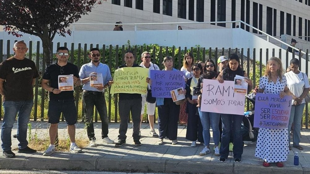 #MIGRACIÓN ♀️Exigen justicia por el femicidio de la venezolana Ramy Virginia Taccarelli Conde en Guadalajara, España
prensapcv.wordpress.com/2025/07/08/exi…