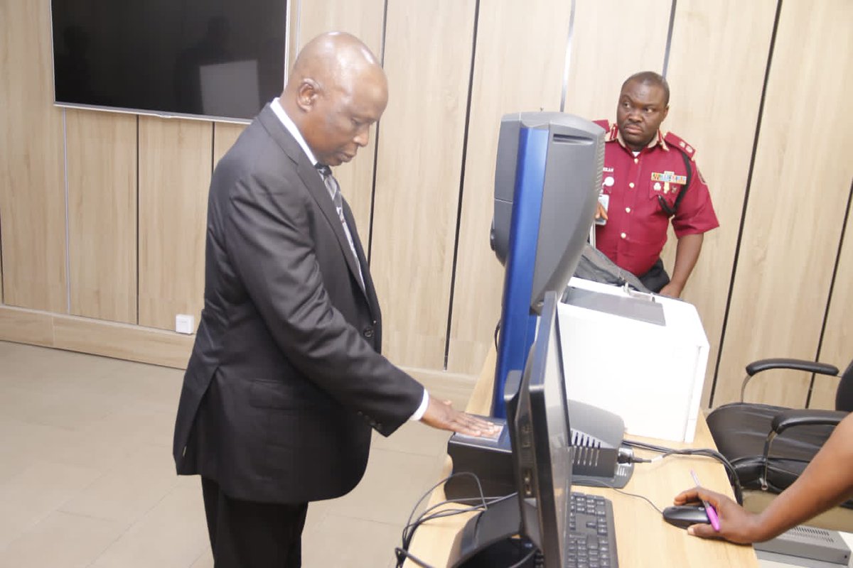 FRSCNigeria's tweet photo. This is the Attorney General of the Federation and Honourable Minister of of Justice of the Federal Republic of Nigeria, Honourable Lateef Fagbemi today 8 July, 2025, fulfilling the requirements of the law on driving on Nigerian roads, by renewing his driver's licence at the headquarters of the Federal Road Safety Corps-a typical case of practise what you preach.

It is statutory that you can not drive on Nigeria roads without a valid Driver’s license. This is the leadership the Anthony General has exemplified. Nobody is above the law.

The Attorney General commended Corps Marshal Shehu Mohammed for introducing a more seamless biometric capture process, describing the entire process as meeting all international standards.
Meanwhile the Corps Marshal used the opportunity to take him round the Corps’ backend facilities that enhances the performance of the Corps. He further appreciated the AGF for believing in the system.