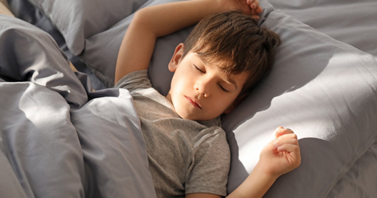 AASMorg's tweet image. 🧠💤 Catching up on sleep over the weekend may help reduce anxiety in sleep-deprived youth, according to new research presented at #SLEEP2025 — but moderation is key.
Learn more here: hubs.la/Q03wlnY80