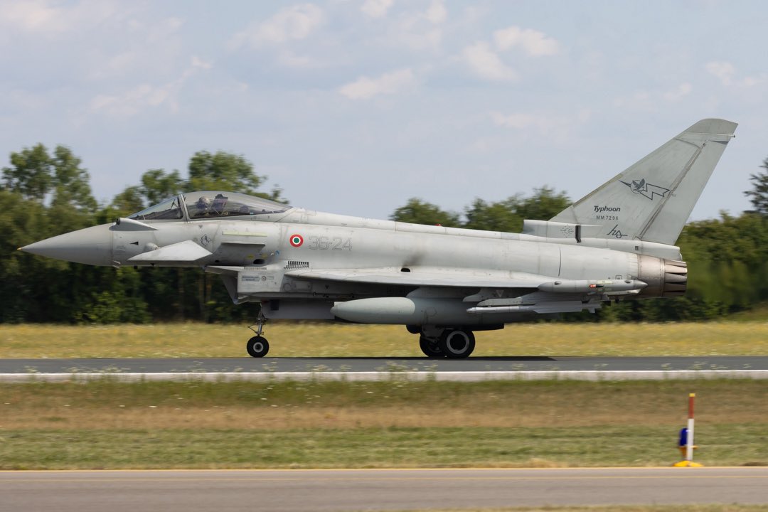 AviaphotoYannis's tweet image. Some shots of the italian guests at ETSN over the last Weekend! They really sent it into their sorties!
#eurofighter #italy #ef2000 #planespotting #aviationphotography