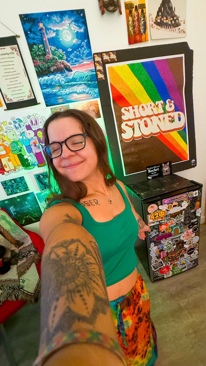 short_n_stoned's tweet image. 🚨 420 BRANDS 🚨
I’m officially settled in LA with my own studio space + ready to collab!
Now’s the time to team up on:
🎥 UGC
📚 Educational &amp;amp; Promo campaigns
📱 Social media mgmt
If you’re a brand looking for powerful, cannabis content let’s work together.
📩 DM me or email