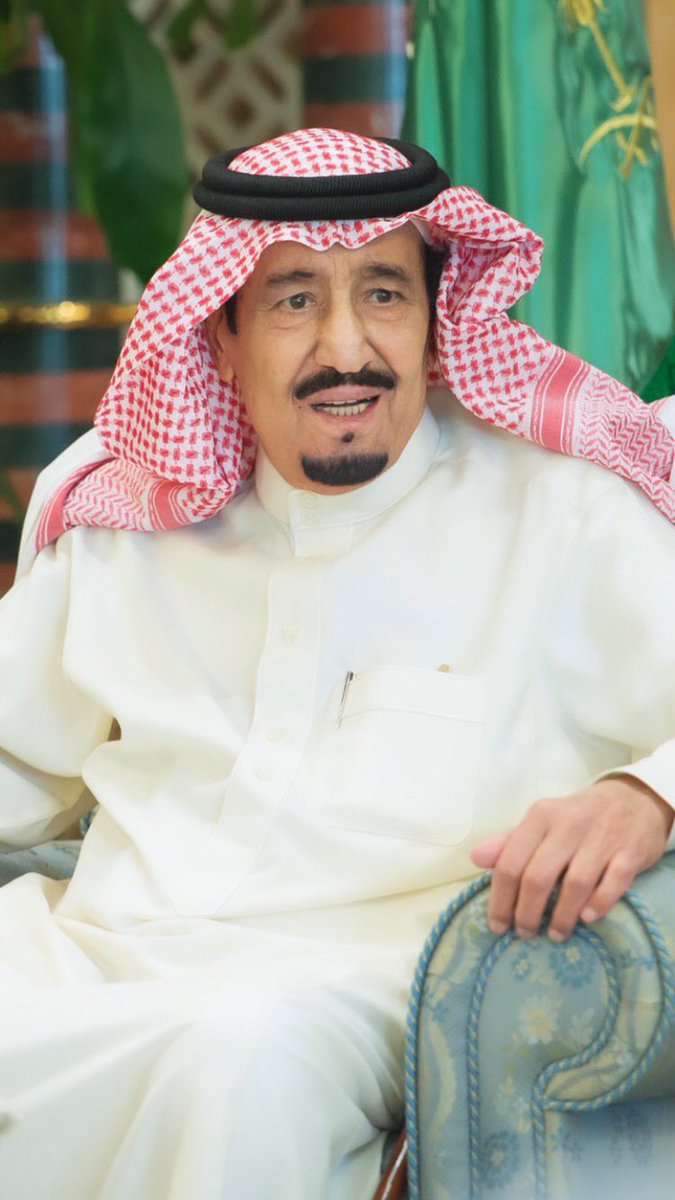 الله يمد في عمرك سنين وسنين سيدي #سلمان 🇸🇦
#خادم_الحرمين_الشريفين