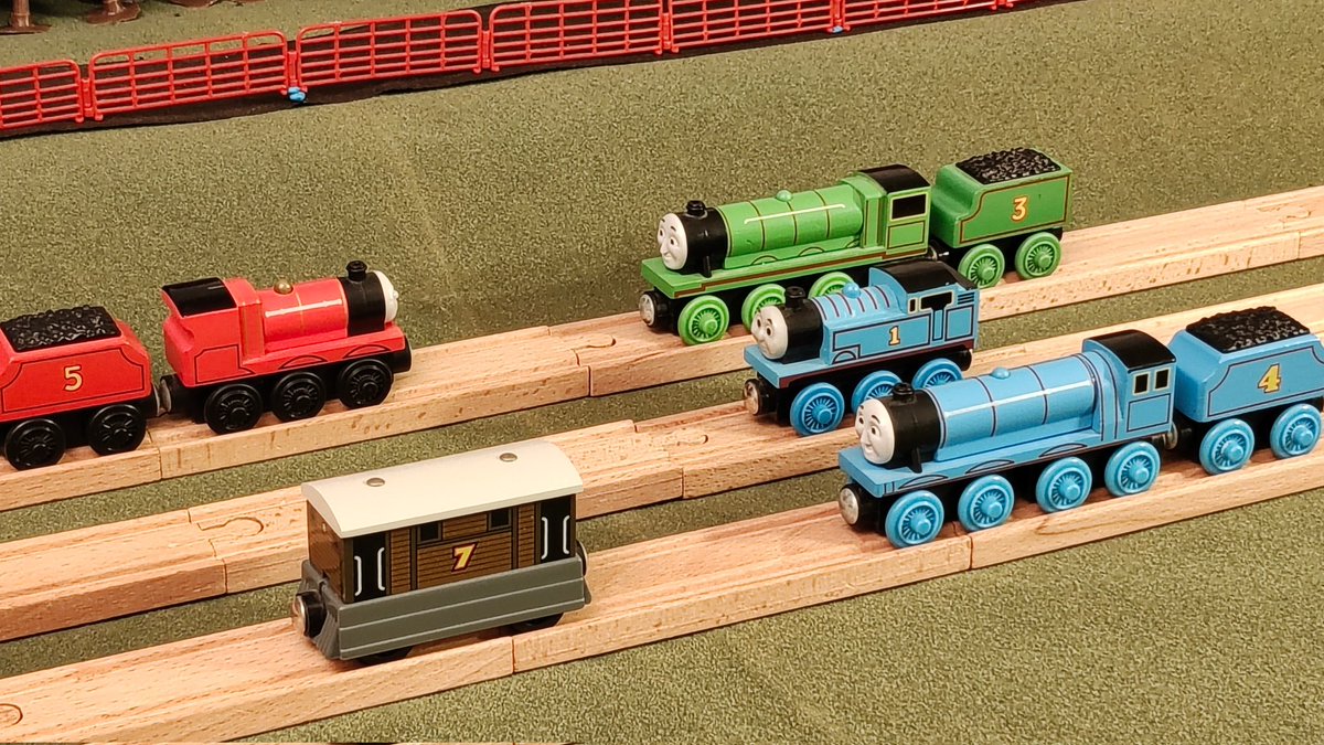 Steam3456's tweet image. These gurls be gossiping