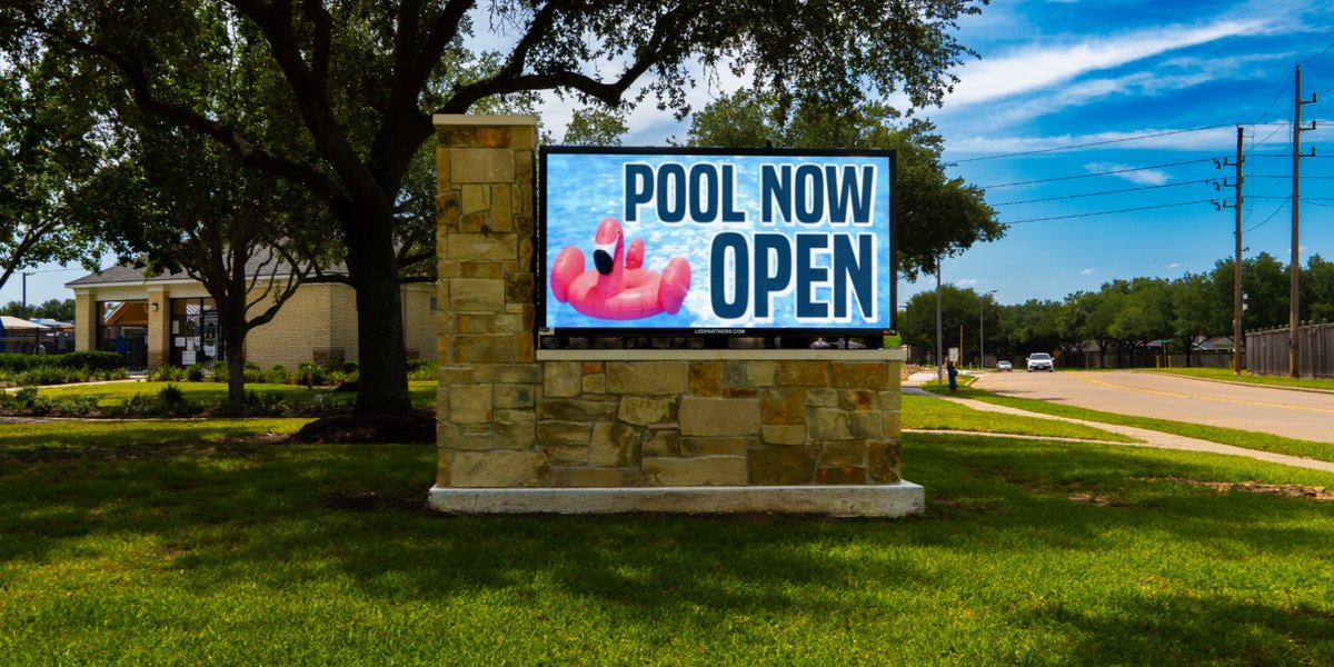 ledpartnershtx's tweet image. New install for Harris County MUD 284!
From community messages to seasonal updates, this LED monument sign delivers it all with clarity and color.
Want a sign like this for your neighborhood or district? Visit zurl.co/jeB4a for a quote. 
#LEDSign #LEDPartners  #HOA