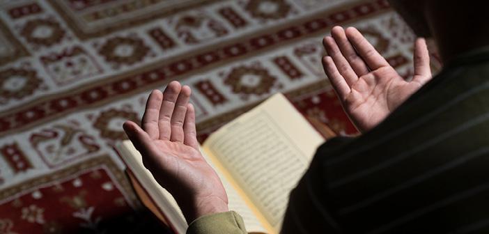 Rasûlullah ﷺ şöyle buyurdu:

”(Nazar’dan) Allah’a sığının. Çünkü göz değmesi (nazar) gerçektir.”

(İbn Mâce, Tıb, 32)