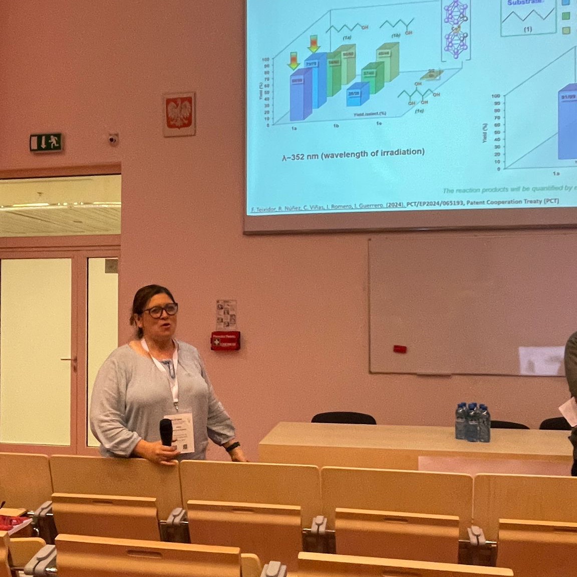 Just watched Isabel Guerrero share fresh results in her oral presentation at <a href="/eu10boron/">EuroBoron10</a>—sustainable photocatalysis with cobaltabis(dicarbollide)! 🔥
#BoronChemistry #TeamLMI
<a href="/icmabCSIC/">icmabCSIC</a>