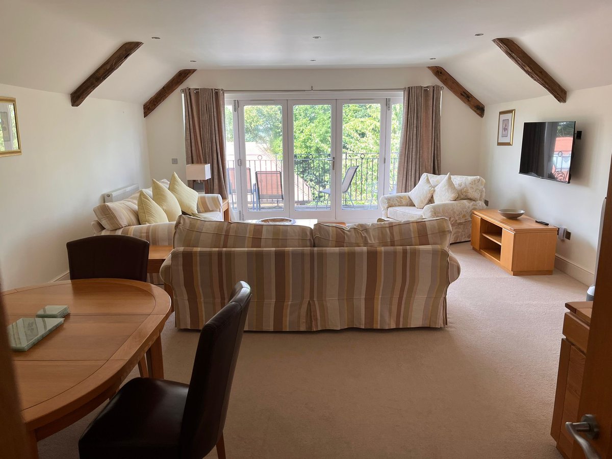 Meadow Barn Air bnb (somewhere in a remote field), near Chelmsford.
Free instant wifi, plug by bed, great shower, no biscuits.