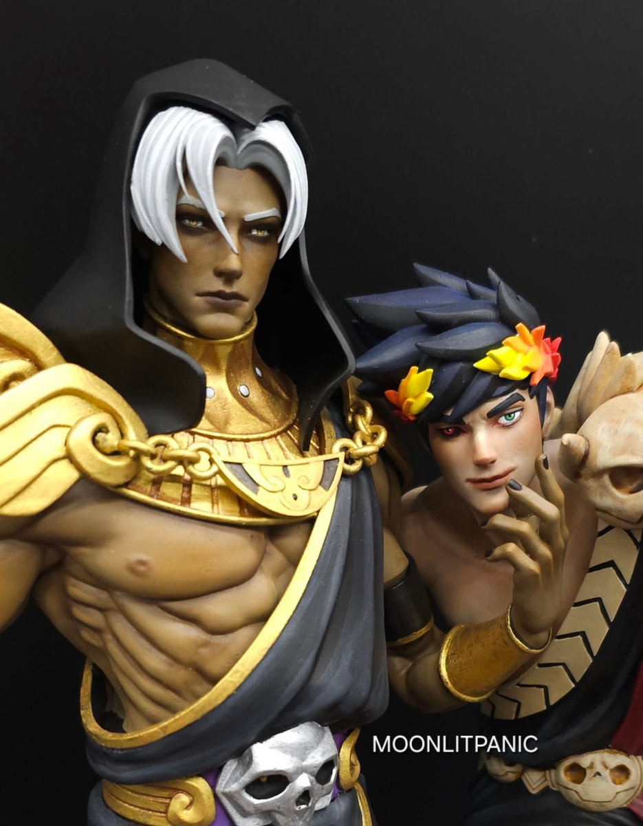 MoonlitPanic's tweet image. Its #portfolioday!

I am a freelance artist who paints figures from various fandoms. Here&apos;s a snippet of some of my past commissions.