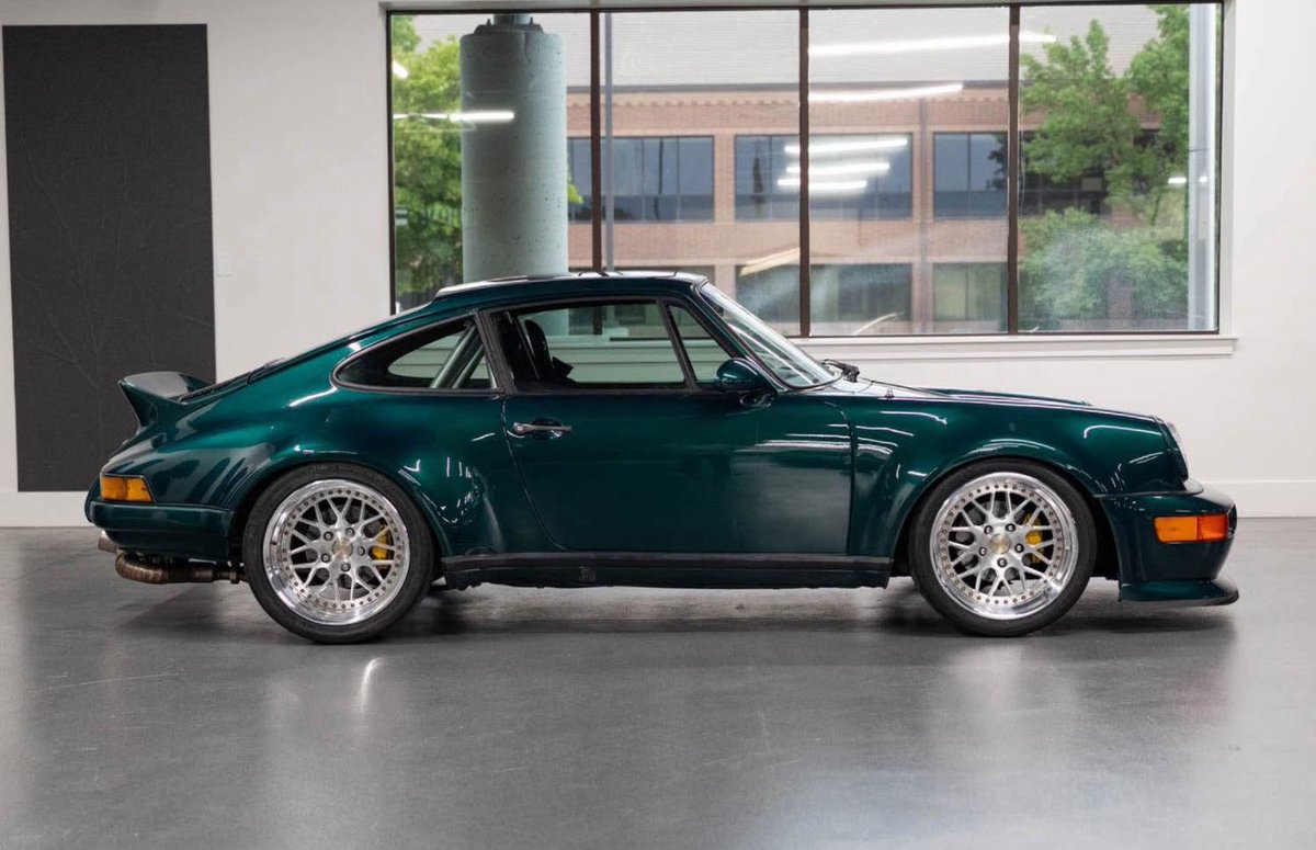horsepower's tweet photo. Here is a gorgeous air cooled 1984 Porsche 911 for sale that comes with a firm asking price of $122,000. https://t.co/OmKQgr0OZ7