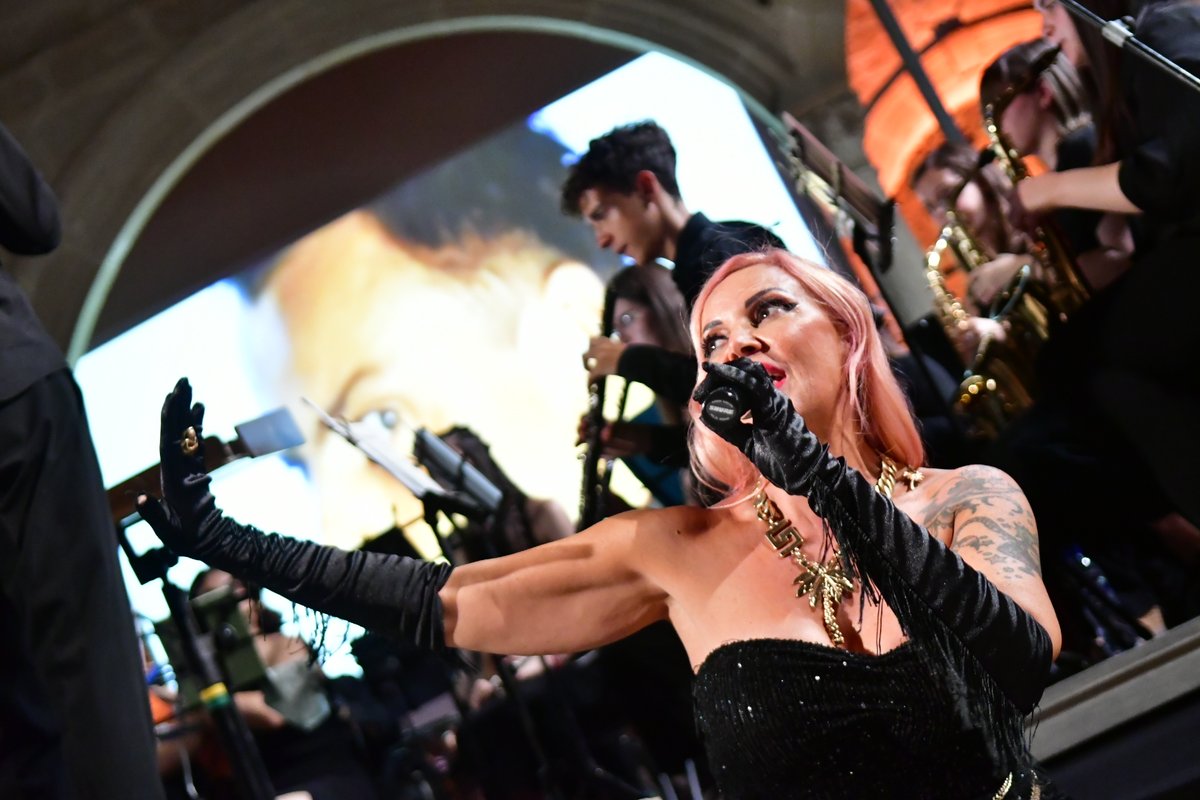 🎻🎸Cinefan Concert 2025 será tomado por películas como Tiburón, Regreso al Futuro y Superman.

🎞️Las entradas ya están a la venta.

➕Información pinchando en el enlace.

#cinefanfestival #cinefanubeda #cinefanconcert #bso #bandasonora #musicadecine

cinefanfestivalubeda.blogspot.com/2025/07/cinefa…