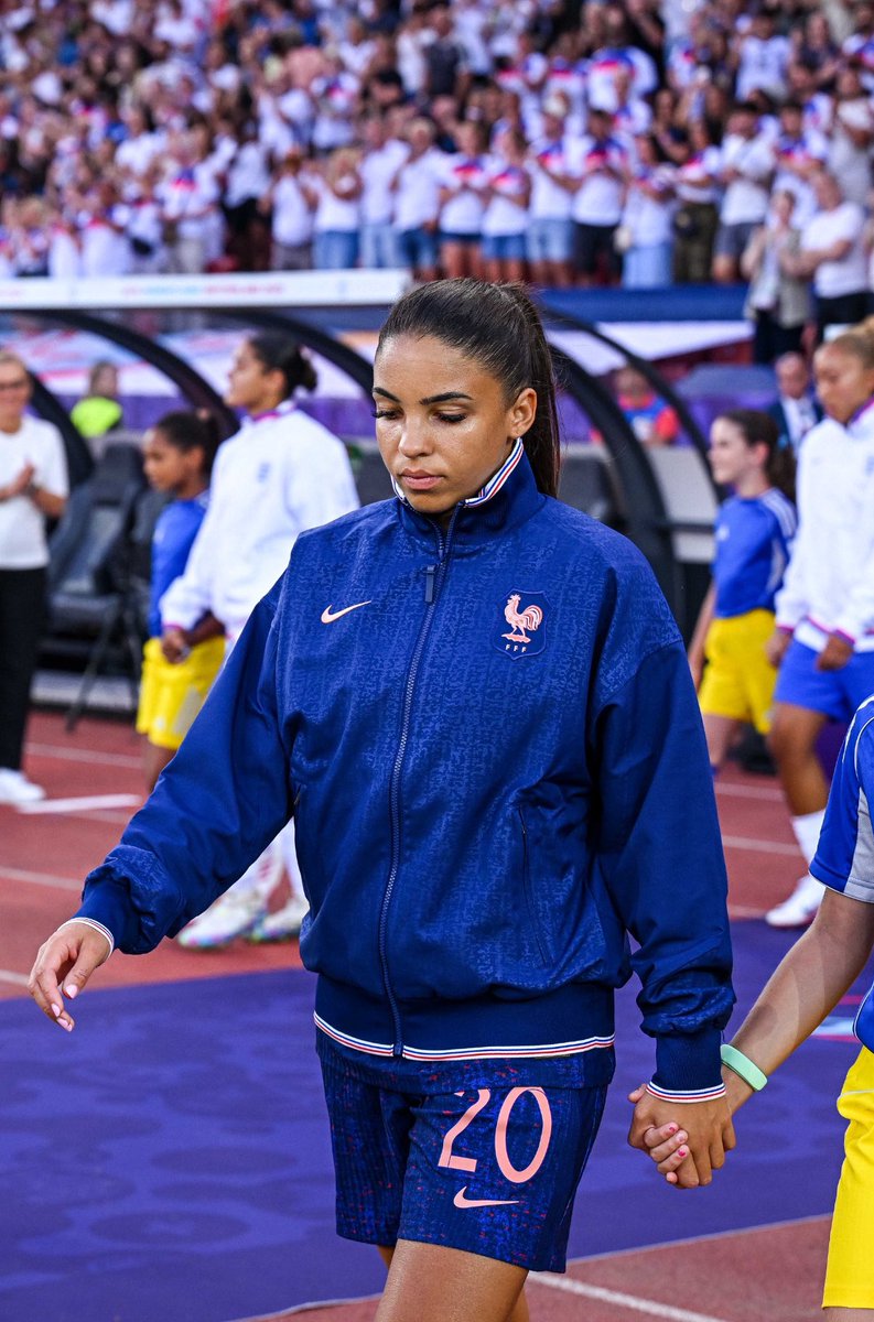 delphsix's tweet image. 💙🤍❤️ @equipedefrancef @weuro2025
#fiersdetrebleues