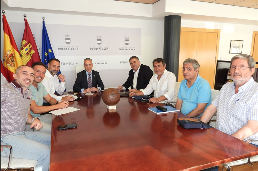 CS Puertollano CF tweet media