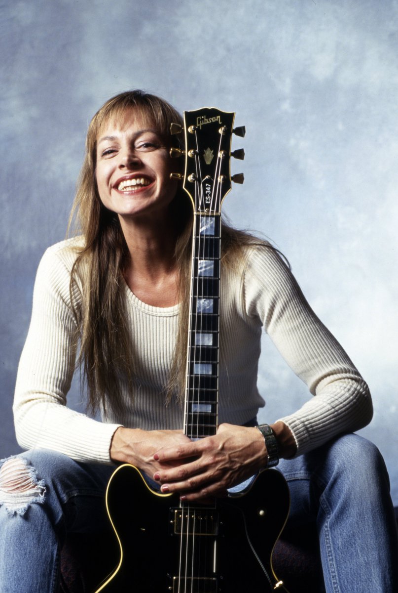 JJCaleOfficial's tweet image. Wishing a happy birthday to Christine Lakeland! Meeting Cale in 1977 and marrying in November of 1995, Christine is crucial to keeping Cale’s name alive. She is a wonderful musician and producer, who worked on several of JJ's albums including Guitar Man, To Tulsa and Back, and…