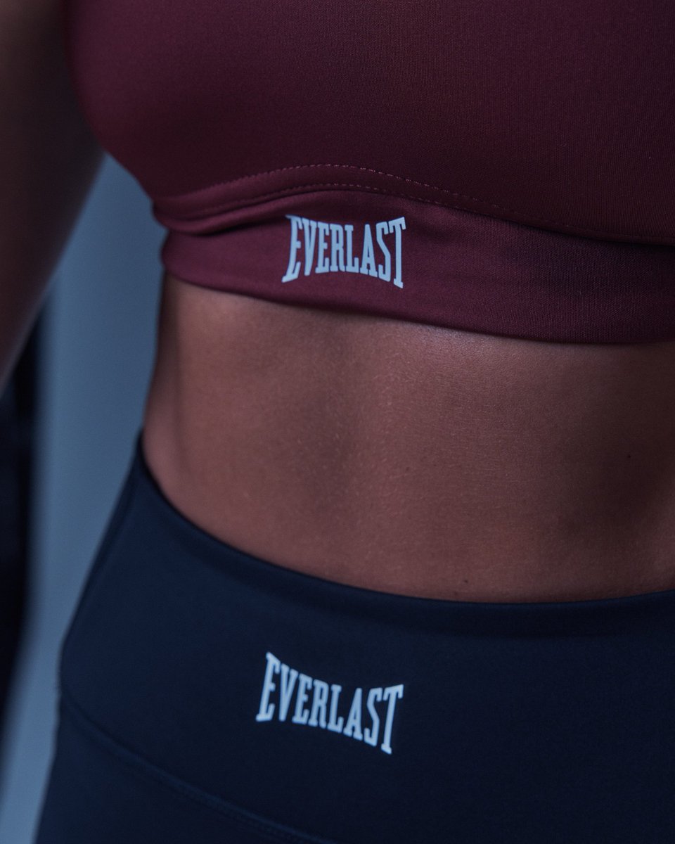 GoWaterGardens's tweet image. The latest Everlast drop has landed at @SportsDirectUK. Lightweight, breathable, and ready for every session.