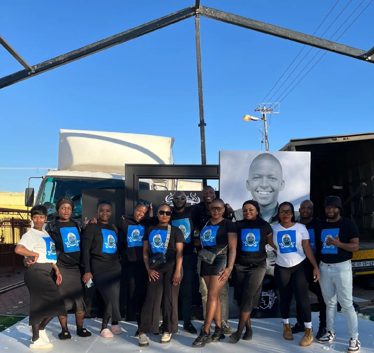 Ambixious_CJ's tweet photo. Continue Resting In Peace Sipho 🫶🏾❤️🕊️ https://t.co/nVwpTTvFAV