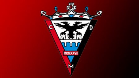 COMUNICADO OFICIAL:
Debido a la polémica de los últimos días que envuelve a <a href="/TwTeruel/">TW Teruel</a> desde el CD Mirandés CP mostramos nuestro apoyo al equipo turolense el cual no ha cometido ninguna ilegalidad y se le persigue por ser un equipo humilde. Animo amigos❤️💙