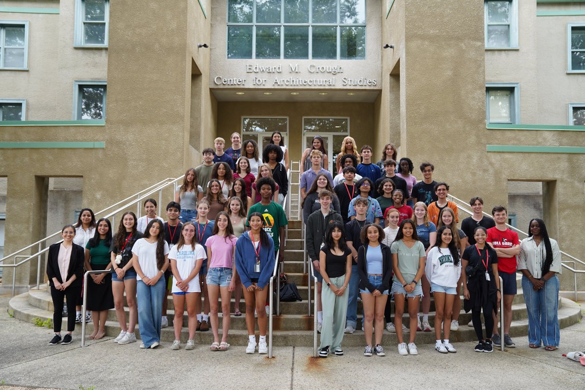 Yesterday we welcomed this year's crop of students to our Experiences in Architecture pre college program! Our incredible TA's and program coordinators have an exciting two weeks planned!