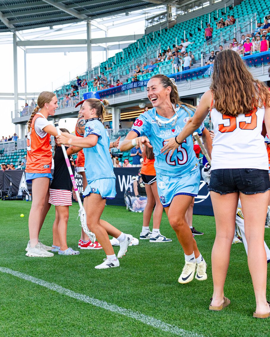 MarylandWLax's tweet image. All-Star Weekend🌟
Proud to see our Terps shine bright in the WLL’s inaugural All-Star Game on the 4th of July! 🐢
#OATAAT