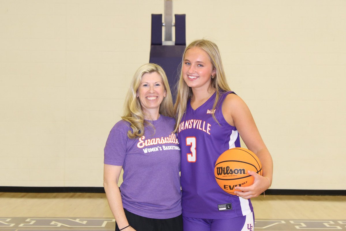 lizzie wolthuis (@lizziewolthuis) on Twitter photo I had such a great visit at the University of Evansville!! Thank you to <a href="/CoachRSW/">Robyn Scherr</a>, <a href="/AnnaNewman24/">Anna Newman</a>, the rest of the staff, and the players for giving me and my family an amazing day!! <a href="/UEAthletics_WBB/">Evansville Women's Basketball</a> <a href="/M_B_A_Bball/">MBA Basketball</a> <a href="/AustinRa10/">Austin Randel</a> <a href="/ErikaEBrown/">Erika Brown</a> I had such a great visit at the University of Evansville!! Thank you to <a href="/CoachRSW/">Robyn Scherr</a>, <a href="/AnnaNewman24/">Anna Newman</a>, the rest of the staff, and the players for giving me and my family an amazing day!! <a href="/UEAthletics_WBB/">Evansville Women's Basketball</a> <a href="/M_B_A_Bball/">MBA Basketball</a> <a href="/AustinRa10/">Austin Randel</a> <a href="/ErikaEBrown/">Erika Brown</a>