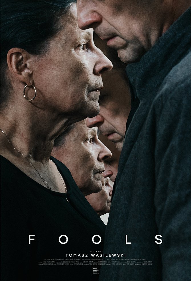midmarauder's tweet image. It's #PortfolioDay
I am a movie poster designer.
working on indie / art house films.
midnight-marauder.com