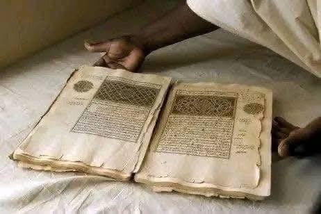 Joe__Bassey's tweet photo. Mali 🇲🇱  Had A  University in the 1200 AD that taught Astronomie, Geography, medicine, Mathematics and  so on....., Home of Mansa Musa Richest man in the History of mankind!!!

Timbuktu in Mali 🇲🇱 is home to one of the World's oldest University, Sankore which had libraries filled with manuscript written in Ajama (African languages such as Hausa written in scripts in form of Arabic) in the 1200AD.

University of Sankore is believed to be built by Mansa Musa  the richest man in history. Subjects studied in the university included Geography, Astronomy, Medicine, Mathematics, Science and even history, despite the fact that history was never part of any teaching curriculum in the Islamic world at the time.

When Europeans and Asians begin visiting and CoIonizing Mali in the 1300s to 1800s the Malians began hiďing their Manuscripts in basement, attics and underground in fear of destruction or theft by foreigners.
In recent history many as 700,000 scripts had been rediscovered and is in modern and advanced mathematics.